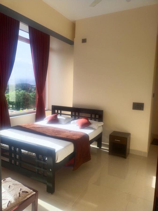 Two Bedroom House 마디케리 외부 사진